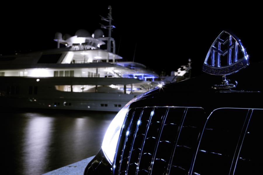 Детали экстерьера Maybach 62 Zeppelin (V240) 2009 года  (фото 18 из 29)